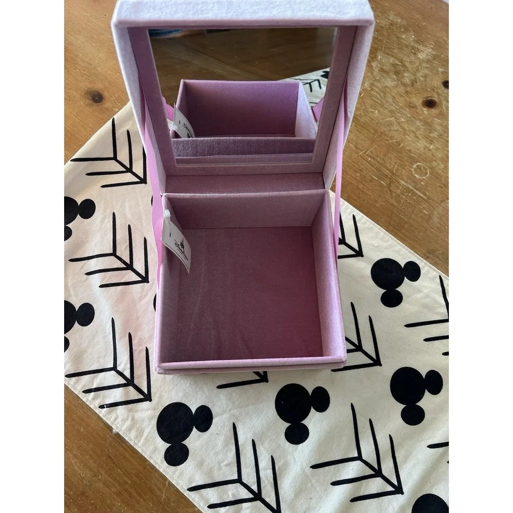 Disney Cruise Line Pink Velveteen Bippity Boppity Boutique Jewelry Box DCL NEW